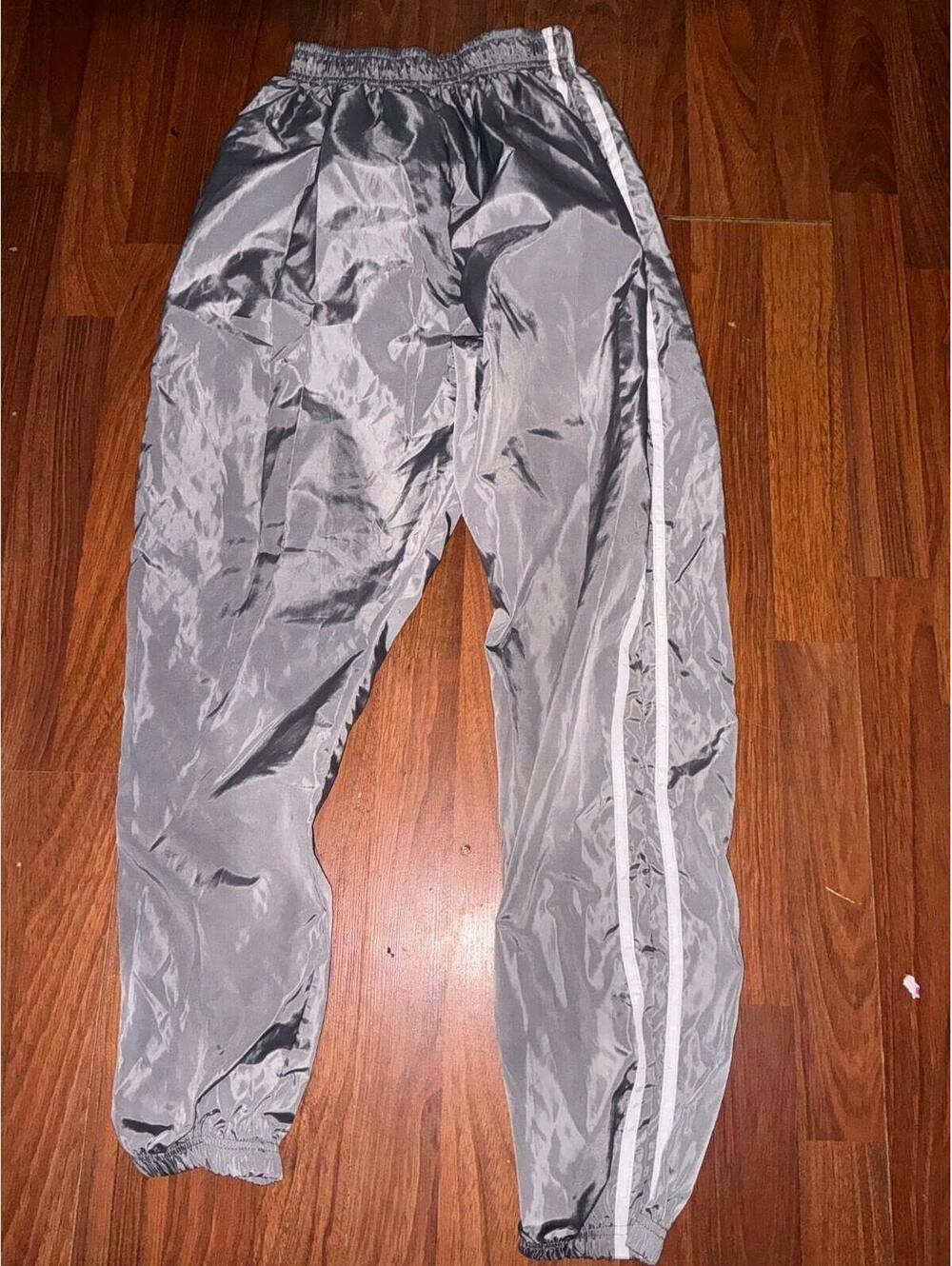 Pretty Little Thing Grey Side Stripe Shell Joggers 8